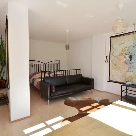 Loft Western Conference Apartment